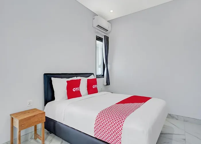 Oyo 90521 Rumah Ibu